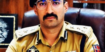 DIG Rayees Mohammad Bhat Honoured With Police Medal For Meritorious Service