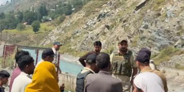 Search underway after two teenagers jump Into Power Canal in Ganderbal