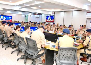 SSP Srinagar Directs Intensified Action Against Drug Trafficking, Terror-Funding