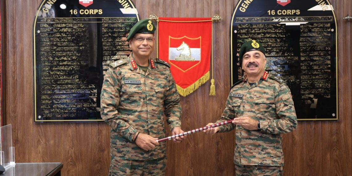 Lt Gen Mohit Seth Takes Over Command Of White Knight Corps From Lt Gen P K Mishra