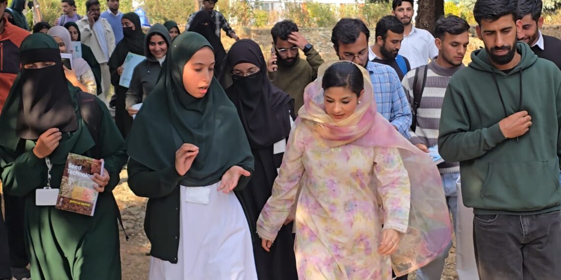 Iltija Mufti Backs Forestry Students, Calls for Review of Forester Recruitment Rules