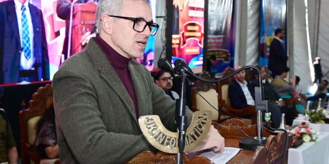 CM Omar Abdullah congratulates J&K Wushu, Taekwondo teams on winning National School Games trophies