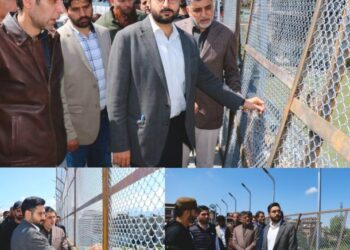 Fencing, upgradation works of Old Zaina Kadal, Aali Kadal, New Zaina Kadal nearing completion to ensure public safety: DC Srinagar