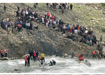 Search enters 4th day for 5-Year-Old boy who drowned in Shopian Nallah