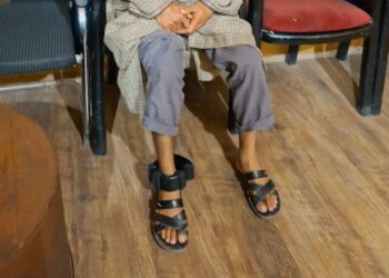 Police install GPS Anklet to monitor movement of bailed out NDPS accused in Anantnag 