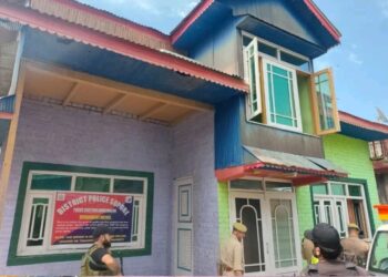 J&K Police attach property of notorious drug peddler under NDPS Act in Sopore