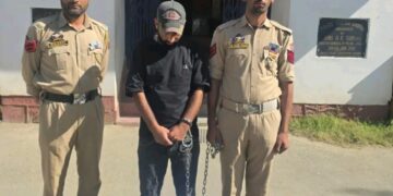Man Arrested in Shopian for Allegedly Impersonating Official, Cheating Cancer Patient’s Family