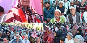 Sakeena Itoo visits several areas in D.H. Pora, holds public outreach programme at Ahmadabad, Kulgam
