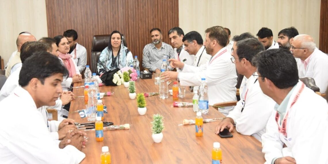 Sakeena Itoo visits Children Hospital Bemina on Doctors’ Day, Calls Doctors the Pride of Society
