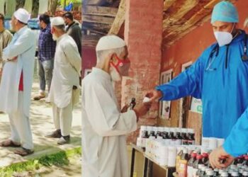 Immunity booster medicines distributed among 6310 beneficiaries at Shopian