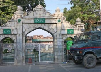 In a first, no holiday on Martyrs’ Day,no attendance at martyrs grave yard no gun salute to martyrs