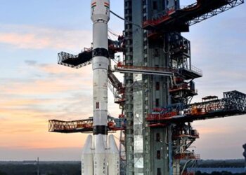 ISRO Launches Weather Monitoring Satellite INSAT-3