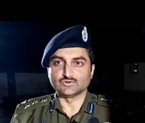 Don’t Travel on Srinagar-Jammu Highway Until Weather Clears : IGP Traffic To Travelers