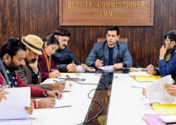 DC Jammu reviews desilting, cleaning of irrigation canals