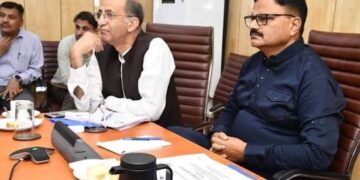 Jal Shakti Minister, Advisor to CM review I&FC sector of Kashmir Division