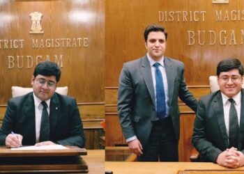 Jatin Kishore assumes Charge as Dy Commissioner Budgam