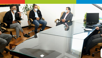 JK Bank’s executive level committees interact with trade representatives to devise sector-specific resolution road-maps