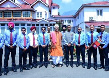 LG attends flag-in ceremony of JIM&WS Pahalgam’s Mountain Expedition-NUN-KUN, lauds them for climbing Mt Nun, Mt Kun