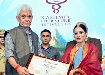 J&K LG Manoj Sinha inaugurates 2nd edition of Kashmir Literature Festival/ Pic-Kashmir Horizon
