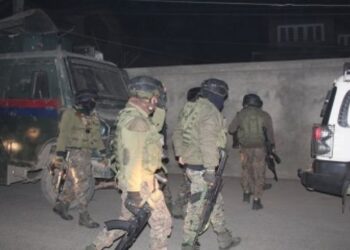 J&K Police ASI, civilian shot dead in twin attacks in Srinagar & Ang