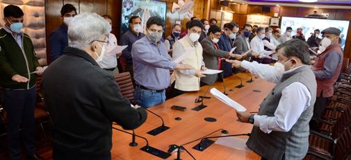 JK admin officers takes “Anti-Terrorism pledge”