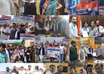 Apni Party submits memorandums to respective DMs in all 10 districts of  Valley