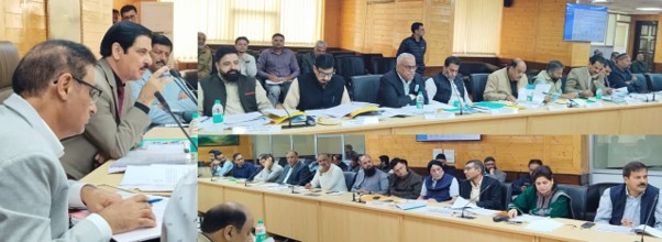 Committee on Public Undertakings reviews functioning of JKPDCL, JAKEDA