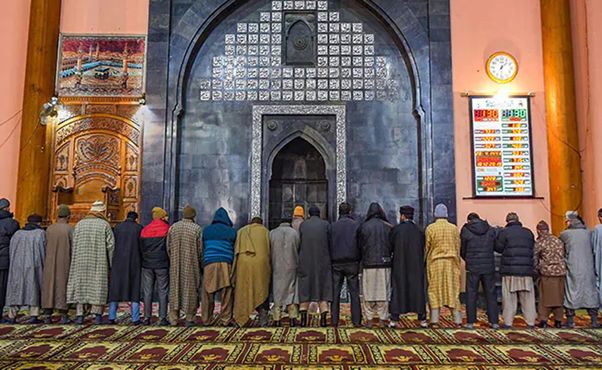 Friday prayers allowed at Jamia Masjid after 30 weeks
