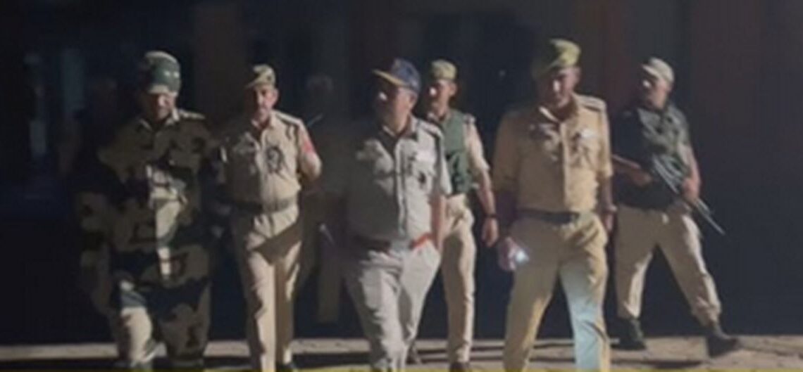 Jammu DIG reviews security near border