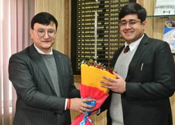 Jatin Kishore assumes charge as Dir Information