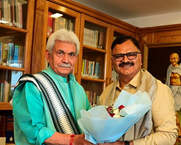 Javed Rana Calls on LG Sinha
