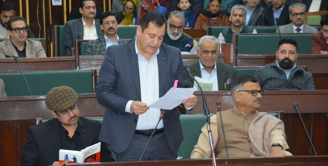 678 beneficiaries covered under HADP in Beerwah: Javid Ahmad Dar