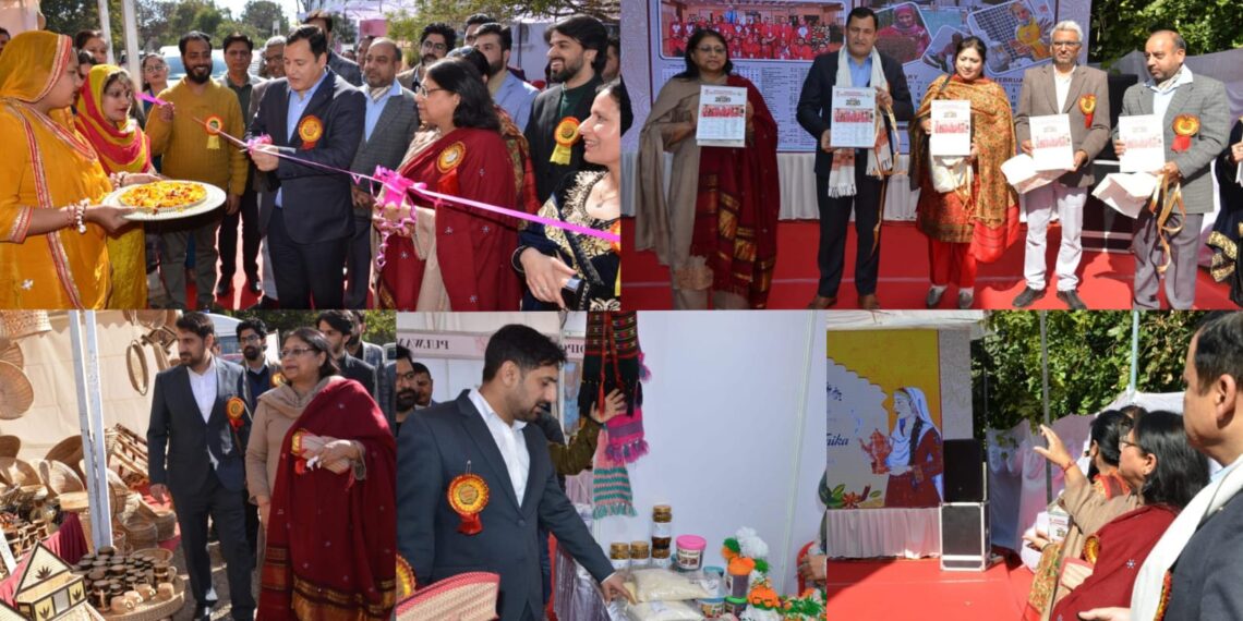 *Javid Dar inaugurates SARAS Aajeevika Mela  at Kala Kendra Jammu*