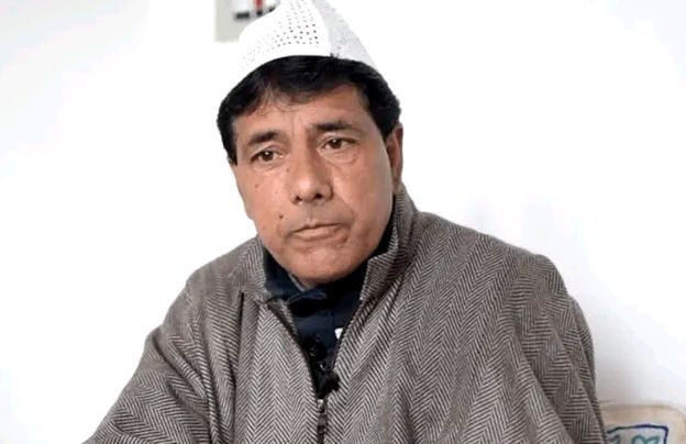 Jt. Dir Information (K) condoles demise of Bashir Ahmad Bhat (Kotur)