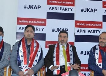 SMC Mayor Mattu joins Apni Party,  Altaf Bukhari welcomes him into the party fold