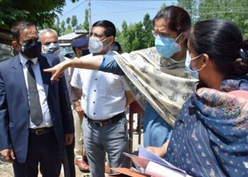 Justice Sharma visits Court Complex B’gam, takes stock of functioning & administrative issues of Distt court