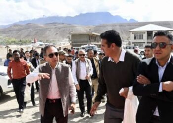 Justice Tashi Rabstan inspects construction works on Courts in Ladakh