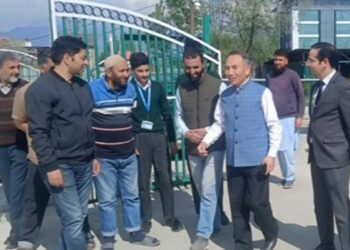 Justice Tashi Rabstan reviews facilities at J&K Yateem Khana