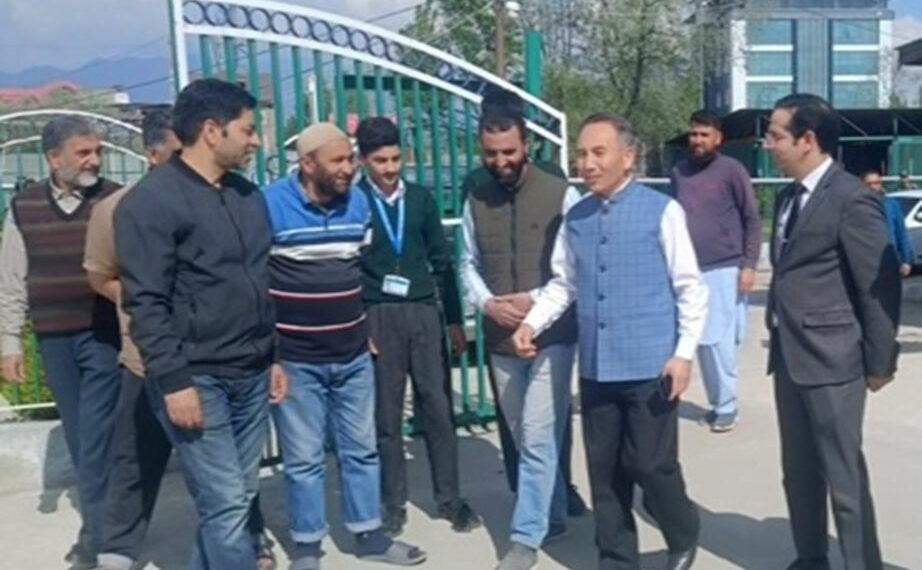 Justice Tashi Rabstan reviews facilities at J&K Yateem Khana