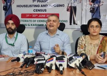 6.67 lakh households voluntarily submit census details in J&K