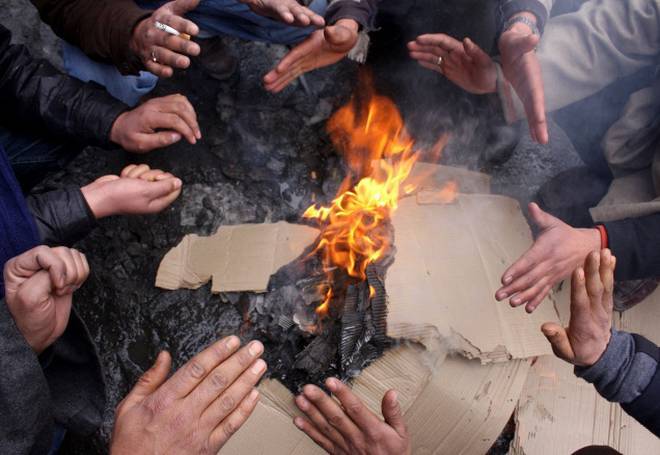 Shopian freezes at 0.5°C as night temperatures dip across Kashmir