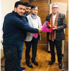 KP Premier League delegation calls on Advisor Farooq Khan, extend gratitude to Govt