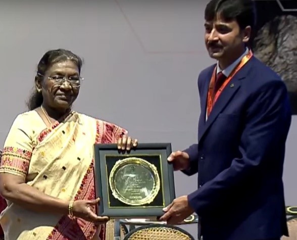 KU’s Prof. Jeelani conferred with National Geoscience Award by President of India