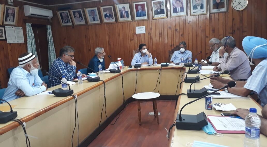 ‘Need to increase employability of JK students’, VC Talat discusses with Secy Hr Edu plan for introduction of vocational courses