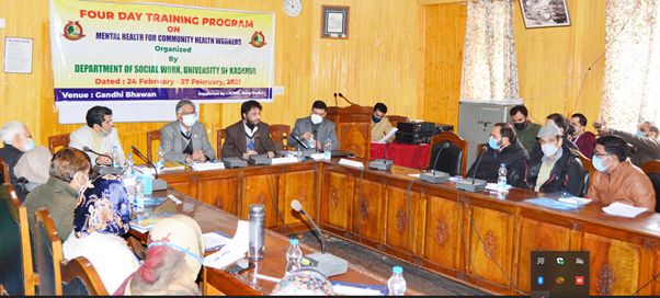KU VC Talat inaugurates 4-day training prog on mental health challenges,calls for curbs on drug abuse