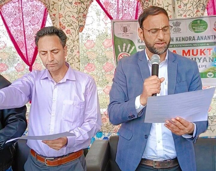 Nasha Mukt J&K Campaign: KVK-Anantnag organizes awareness program; hundreds participate in anti-drug awareness rally