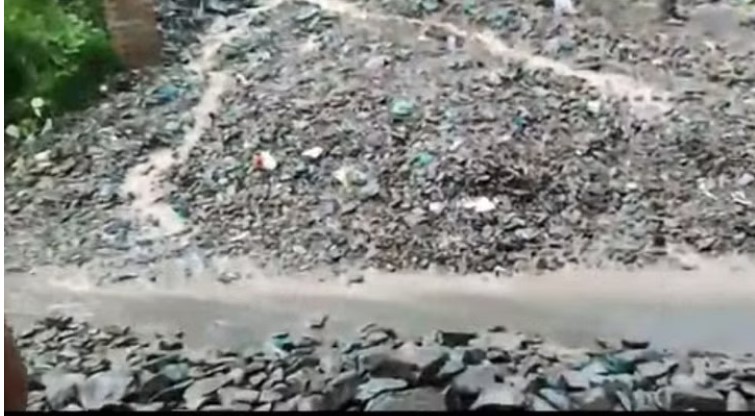 Heavy rains trigger flashfloods, mudslides in Kangan