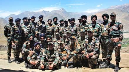 Kargil War Hero Pay Tributes To Brave Soldiers On 25th Anniversary