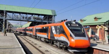 Railway Board Sanctions Trial Halt of Vande Bharat Express at Anantnag