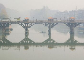 Kashmir records coldest November night in 17 years; temperatures plunge across Valley